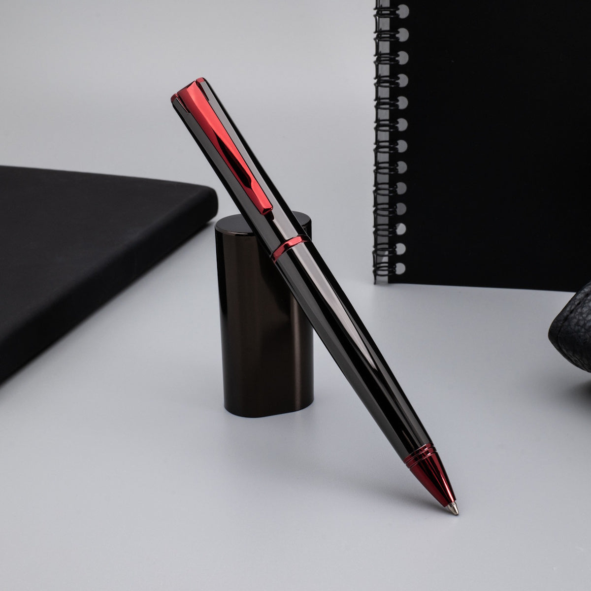 Monteverde Impressa Black Laque Red Trim Ballpen