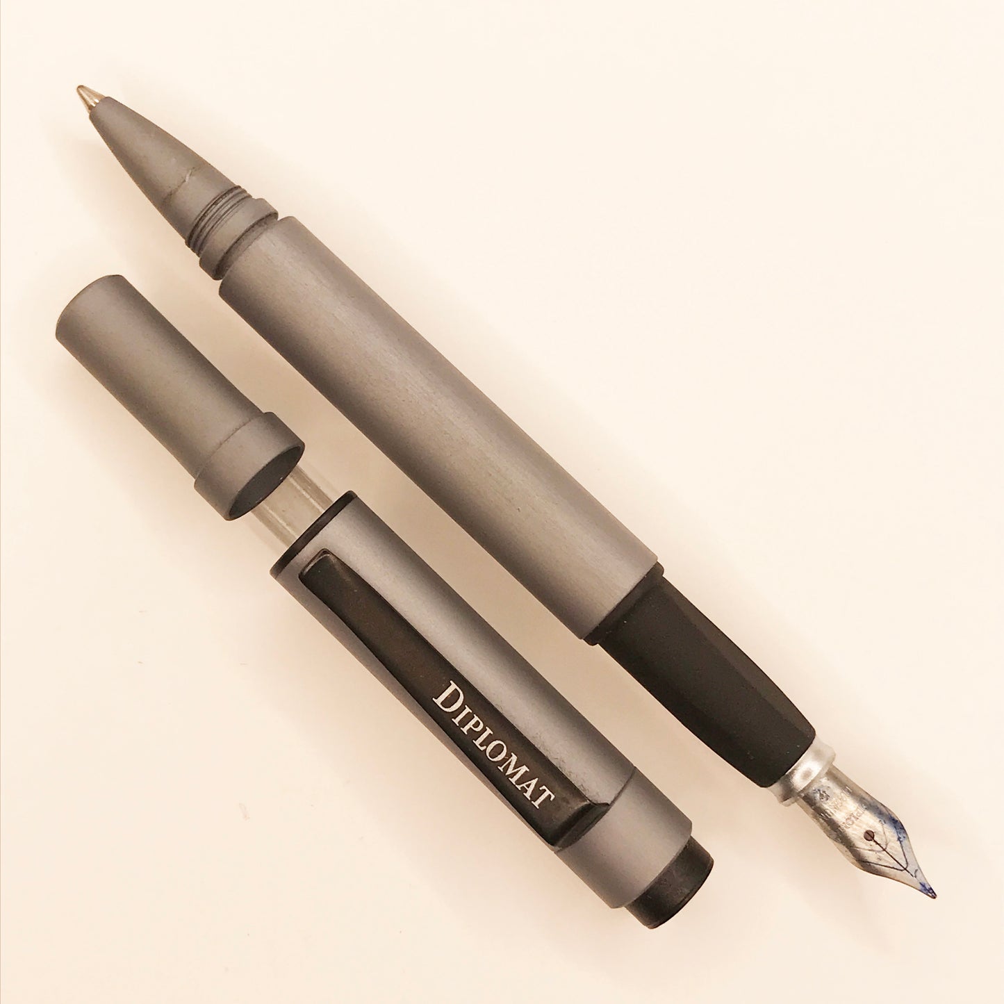 Diplomat Twin