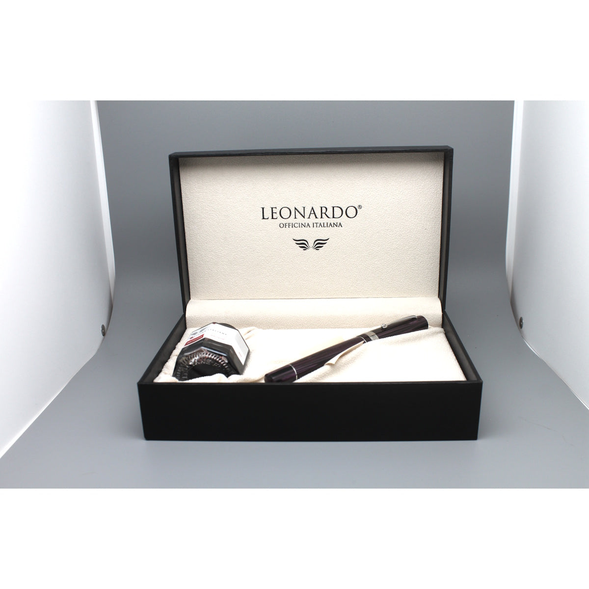 Leonardo Officina Italiana Momento Zero Grande Alsert Rose Fountain pen