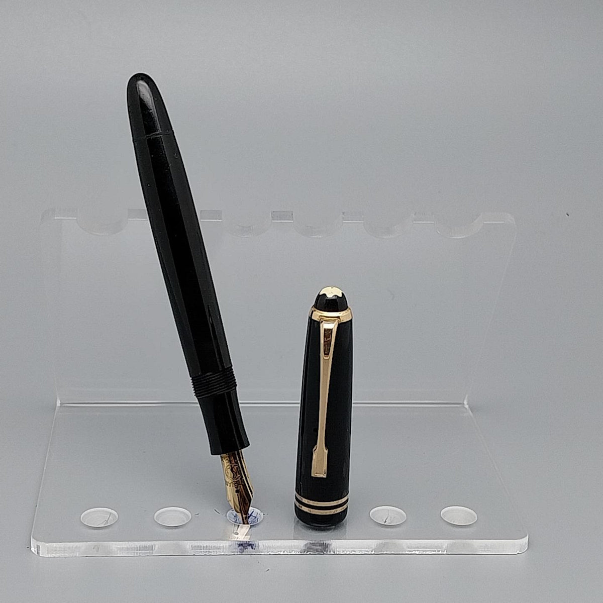 Montblanc 244 G Black Fountain pen (Spadmodellen)