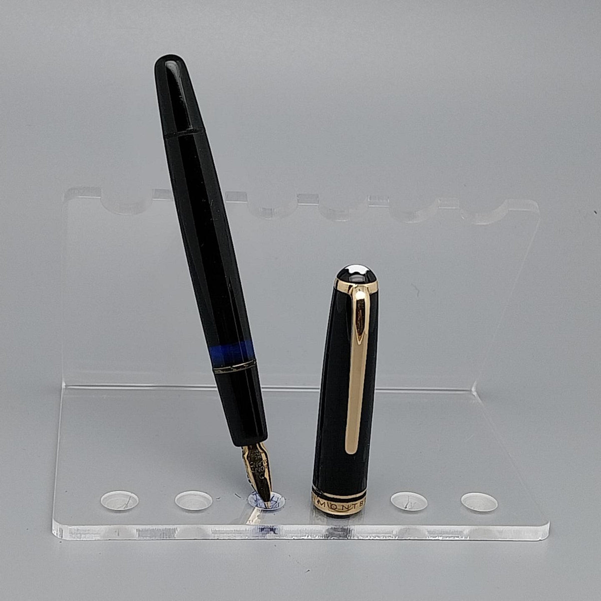 Montblanc 252 Black GT Fountain pen