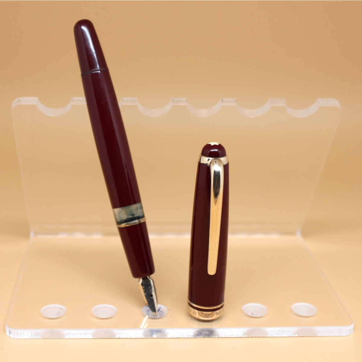 Montblanc 252 Red GT FP