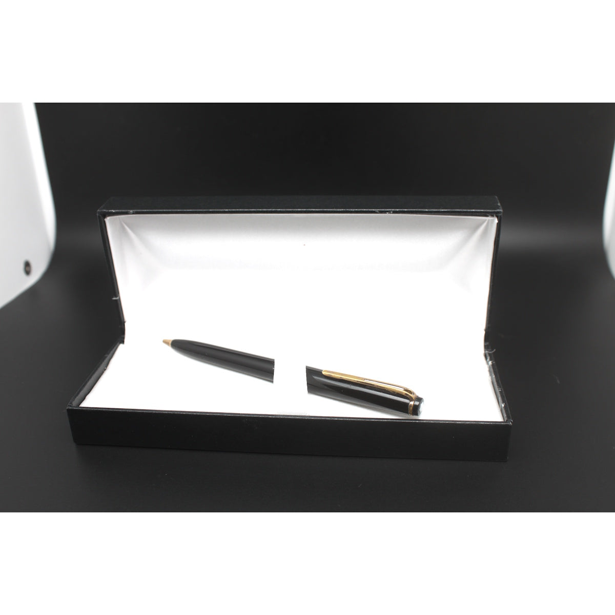 Montblanc 37 Black GT Ballpen