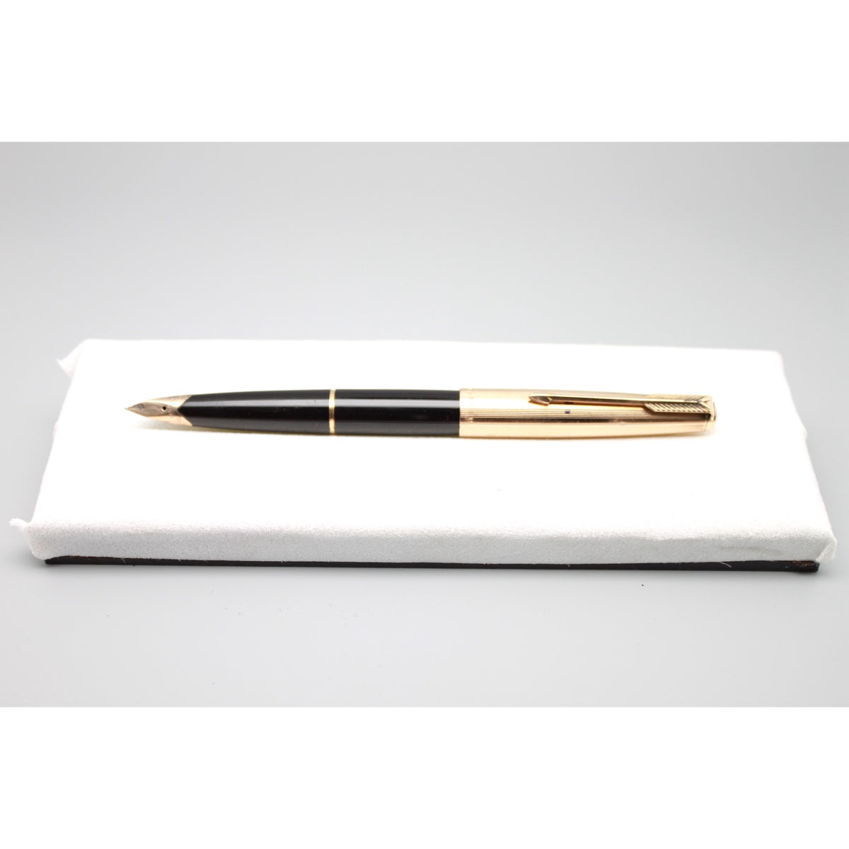 Parker 65 Black barrel and Gold cap Fountain pen