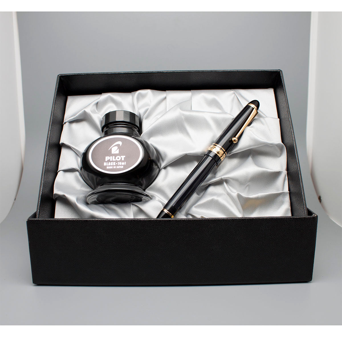 Pilot 823 Black Fp