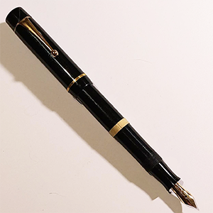 The Tomahawk Pen 1045 Black GT FP