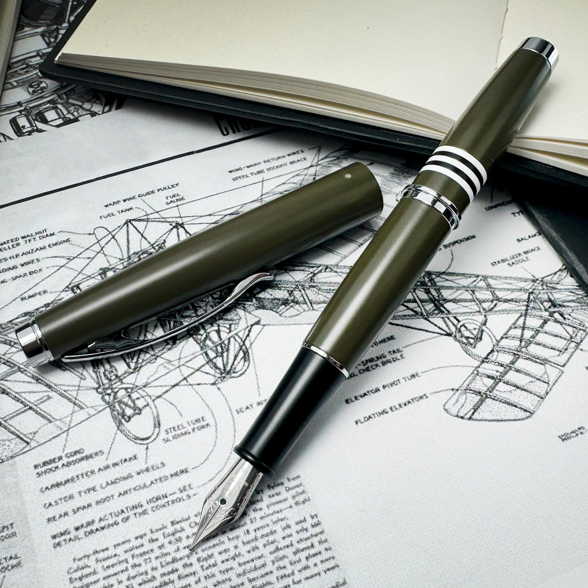 Monteverde Dakota Military Green Fountain pen