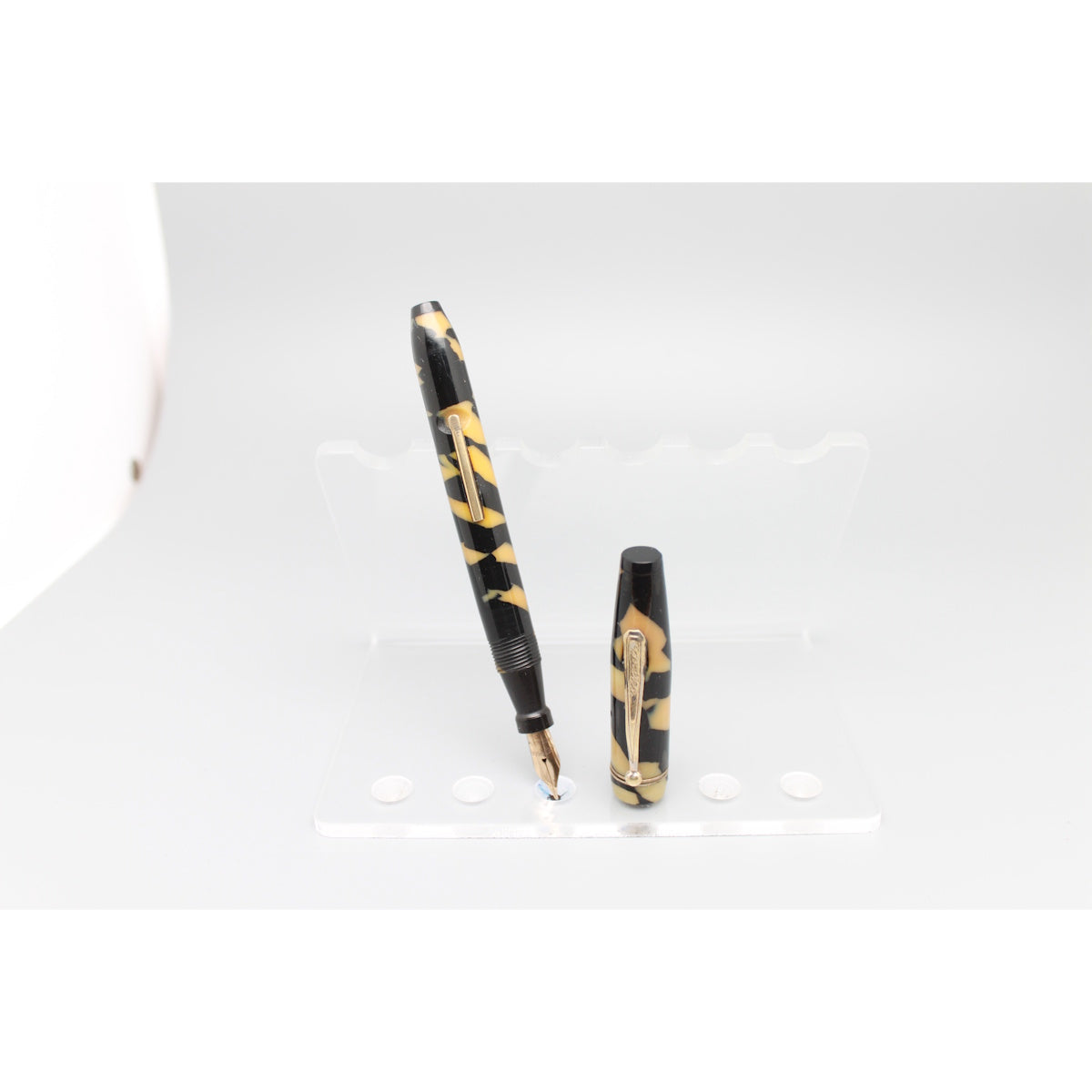 Cavalier Fountain pen