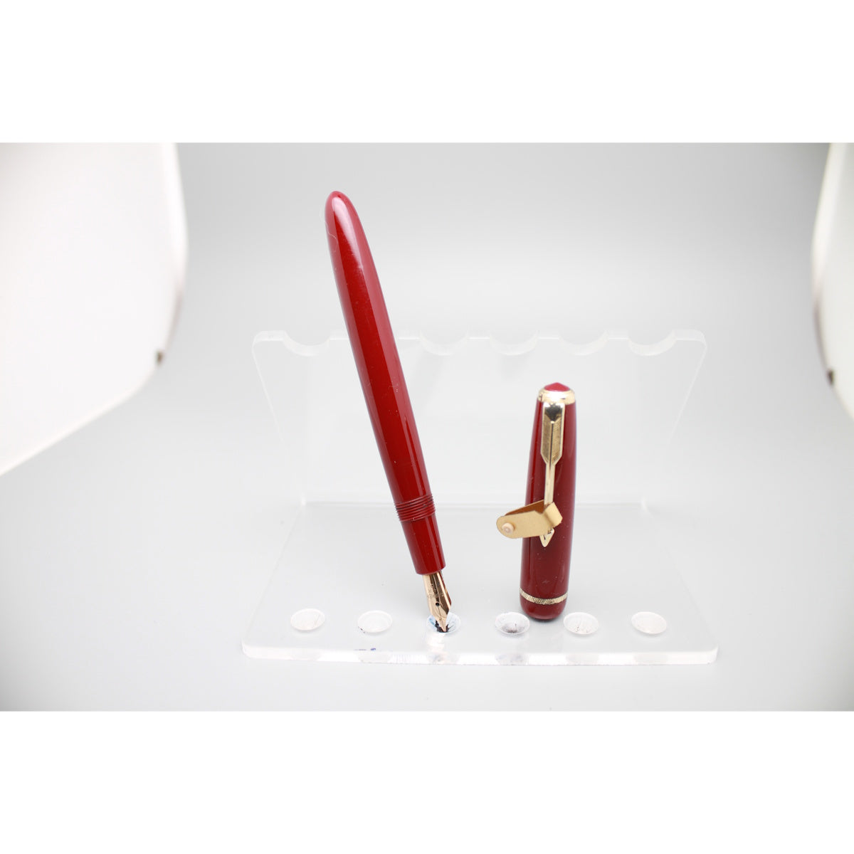 Parker Victory (MID) Red Fountain pen