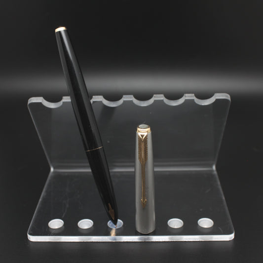 Parker 61 Black barrel & Steel cap GT Fountain pen