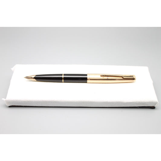 Parker 65 Black barrel and Gold cap Fountain pen