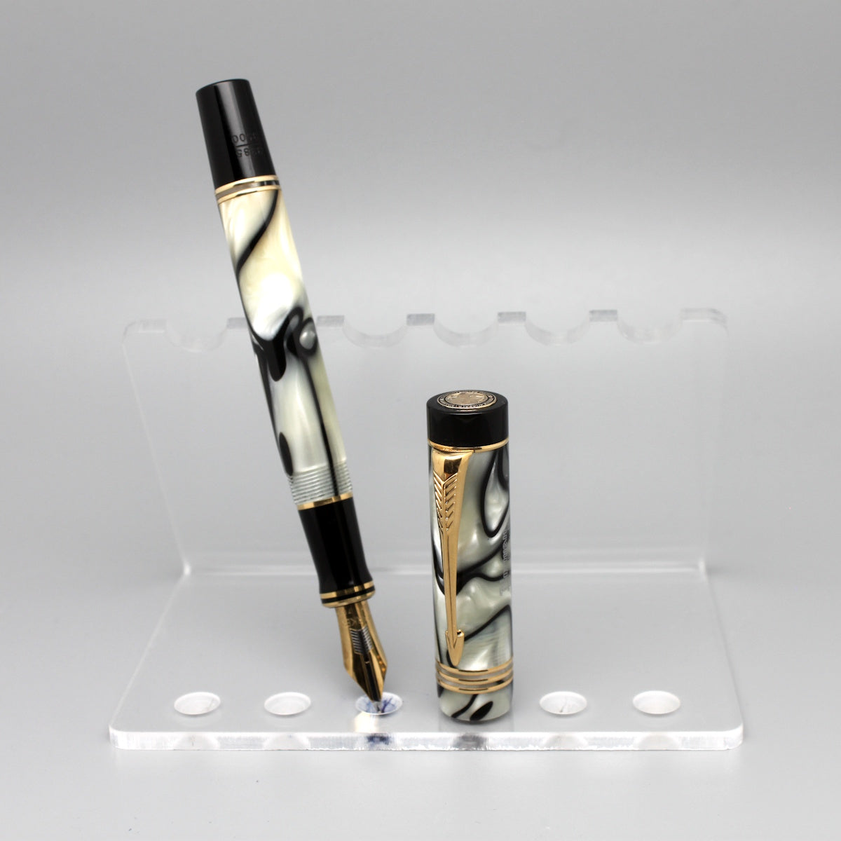 Parker Duofold Centennial Norman Rockwell Limited Edition Fountain pen