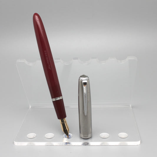 New Parker VS Red/steel cap Fountain pen