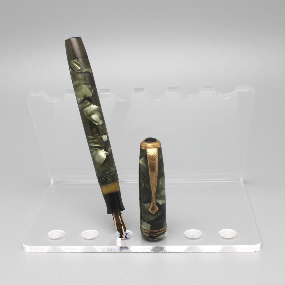 Penol Super 13 Green marble Fountain pen