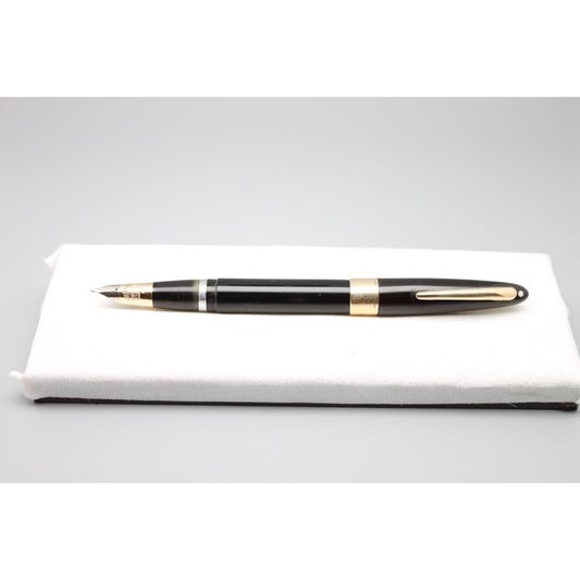 Sheaffer White dot Black GT with Triumph nib 14k