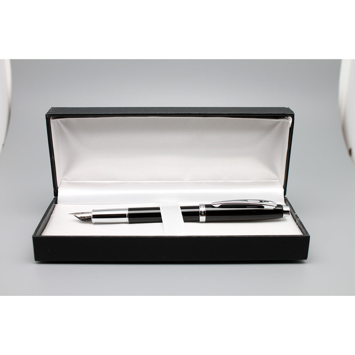 Sheaffer 100 Black CT Fountain pen